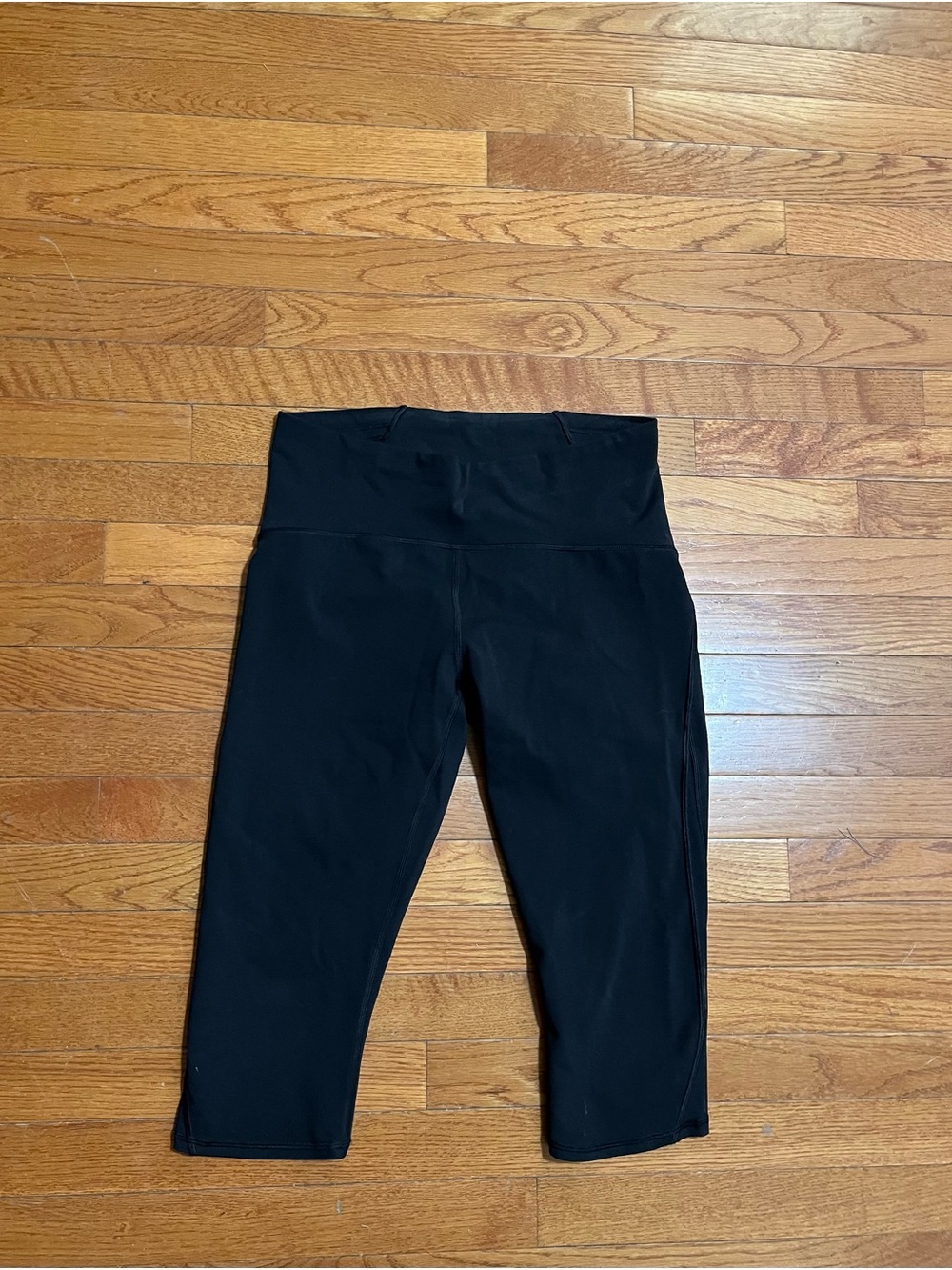 lululemon athletica Black High-Rise Capri Leggings